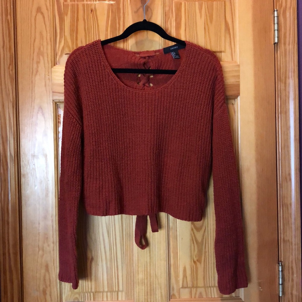 Knitted Cropped Sweater with lace-up back